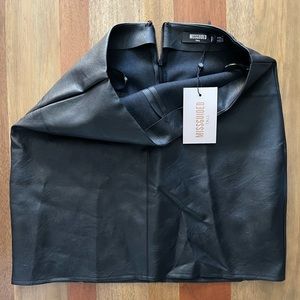 NWT Missguided Tall size US 6 Medium Black Faux Leather Mini Skirt